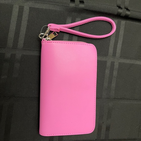 Brand new pink wristlet walet - Picture 1 of 3
